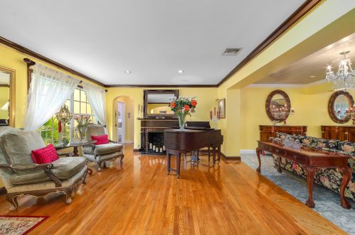 300 29th St, West Palm Beach, FL 33404-3706