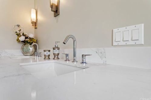 9649 Longden Ave, Temple City CA  91780-1457 exterior