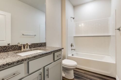 2815 Bourland St, Greenville TX  75401-3209 exterior