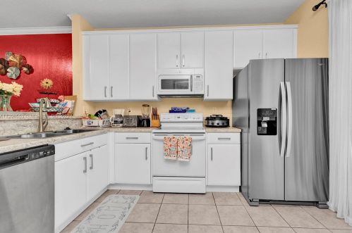 7970 20th St, Hollywood FL  33024-3667 exterior