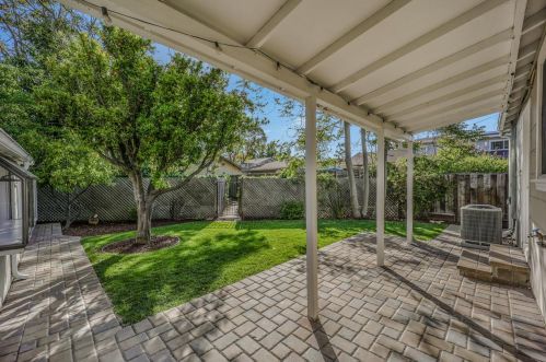 1172 Fay St, Redwood City CA  94061-2241 exterior