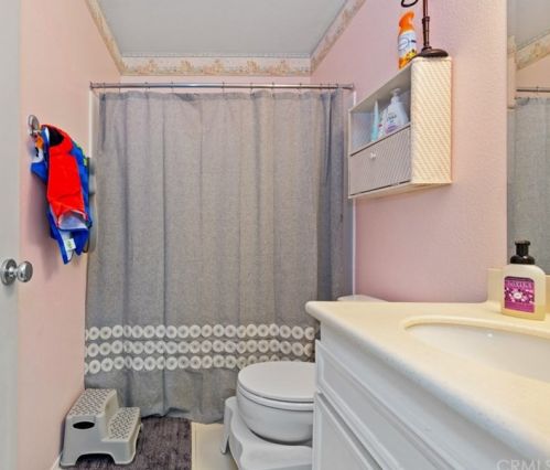 1362 Tanager Ln, El Cajon CA  92020-1465 exterior