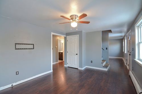 12 Olesen Rd, Derry NH 03038-4846 exterior