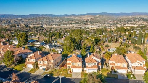19325 Santa Maria Dr, Santa Clarita, CA 91321-2178