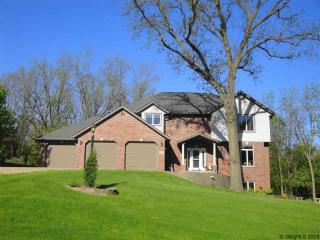 10837 Golden Oaks Ct, Dubuque, IA 52003-8459
