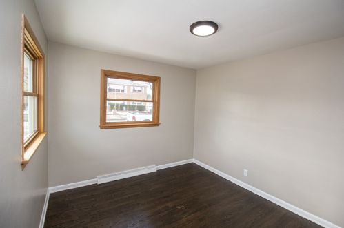 2424 Tripoli Ave, Milwaukee WI 53235-4172 exterior