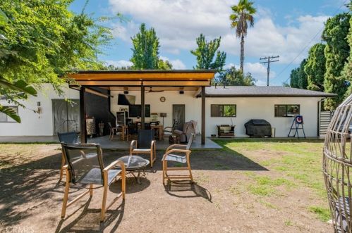 3411 Chevy Chase Dr, Glendale CA  91206-1418 exterior