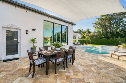 9979 Osprey Pointe Dr, Hobe Sound FL  33455-3023 exterior