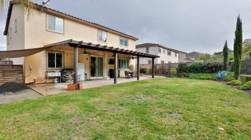 35595 Desert Rose Way, Lake Elsinore CA  92532-2905 exterior