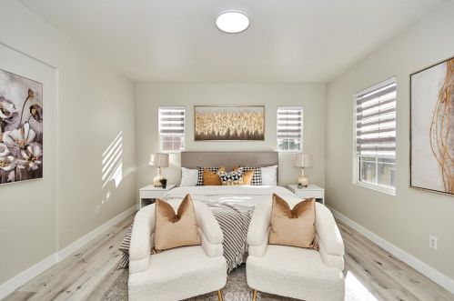 1218 Timberwood, Irvine CA  92620-0276 exterior