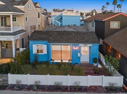 206 Apolena Ave, Newport Beach, CA 92662-1216