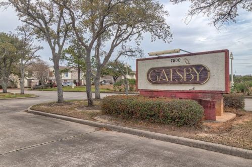7600 Emmett F Lowry Expy, Texas City, TX 77590-2442