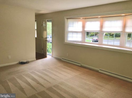 4411 Sharon Dr, Wilmington, DE 19808-5609
