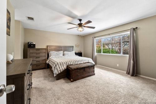 42064 Pine Needle St, Temecula CA  92591-7915 exterior