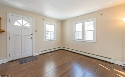 16 Briant Ave, Greystone Park, NJ 07950-1724