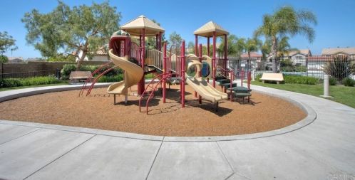 4310 Meadow Spring Way, Oceanside CA 92057-6536 exterior