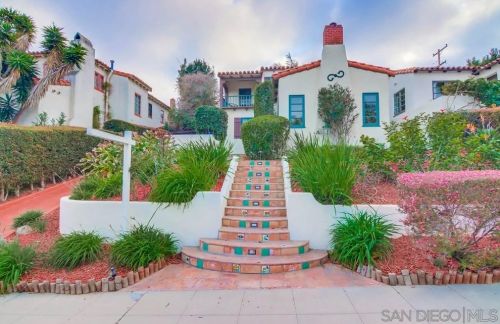 3211 Dumas St, San Diego CA 92106-1317 exterior