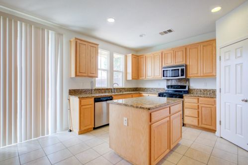 9445 Vintner Cir, Grayson CA  95363-8902 exterior