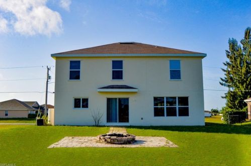 2315 12th St, Cape Coral FL  33990-1915 exterior