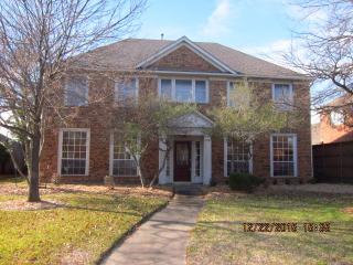 4009 Crestwood Dr, Carrollton, TX 75007-1646