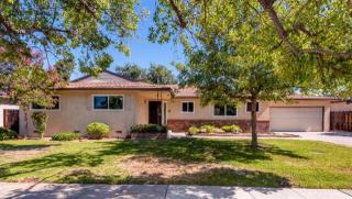 1296 Stuart Ave, Fresno, CA 93710-5632