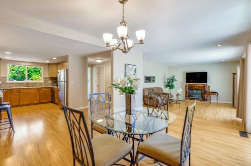 1131 Lenor Way, San Jose CA 95128-4112 exterior