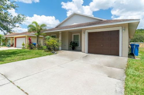 1919 Peaceful Palm St, Ruskin, FL 33570-6373