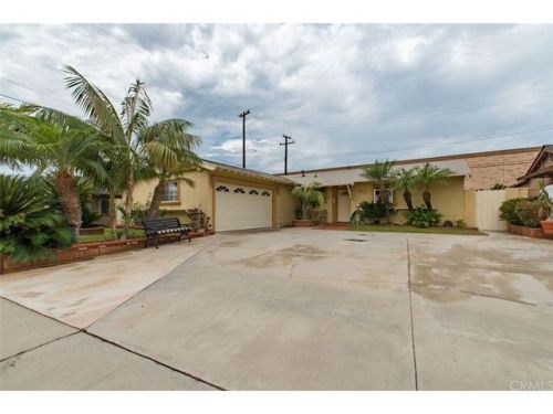 530 Sacramento St, Orange, CA 92867-7229