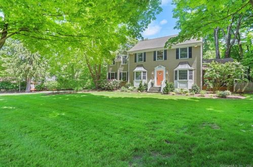 115 Partrick Ave, Norwalk, CT 06851-2601