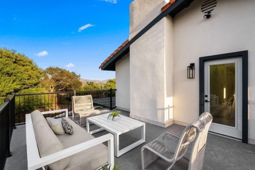 2216 Silver Peak Pl, Encinitas CA  92024-3145 exterior