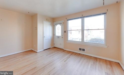 715 Kennedy St, Washington, DC 20011-3031