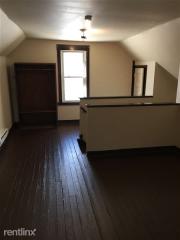 1835 Genesee St, Toledo OH  43605-1439 exterior