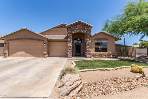 2070 Whitten St, Chandler, AZ 85225-2820