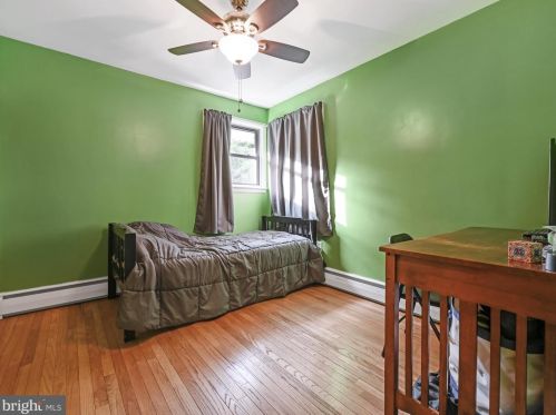 15 Wilbert Dr, Primrose PA  17901-8250 exterior