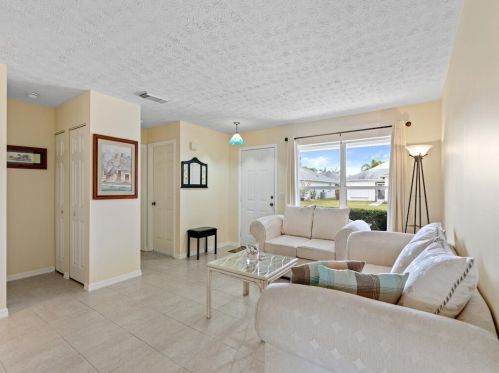 6731 Tulipan, Fort Pierce, FL 34951-4356