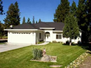 17302 Henning Ct, Weed, CA 96094-9462