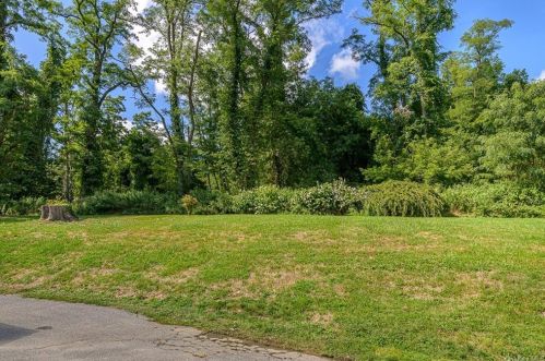 51 Birch Hill Rd, Patterson NY  12563-2317 exterior
