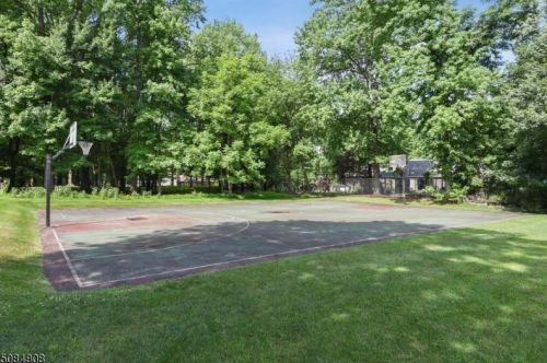 1510 Rahway Rd, Scotch Plains NJ  07076-2714 exterior