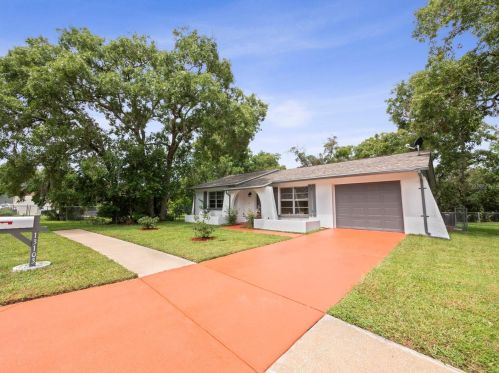 13103 Serpentine Dr, Port Richey, FL 34667-6926