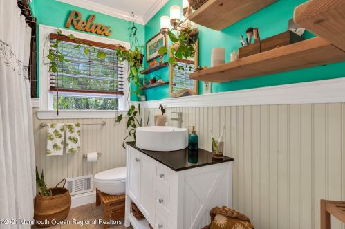 10 Sanford Rd, Bricktown NJ  08724-7134 exterior