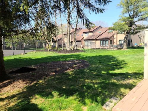 117 Timber Ridge Dr, Holbrook, NY 11741-4145