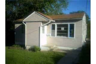 407 5th Ave, Indianola, IA 50125-3128
