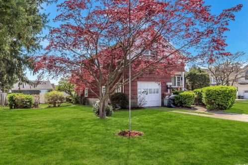 2980 Wilson Ave, North Wantagh, NY 11793-3235