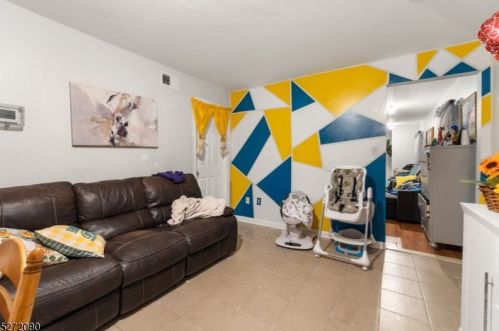 22 Godwin Ave, Paterson NJ  07501-1601 exterior