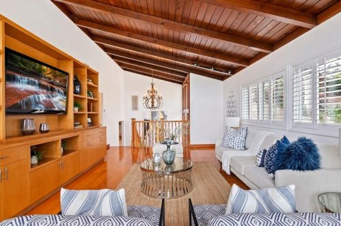 4429 Petit Ave, Van Nuys CA  91436-3211 exterior