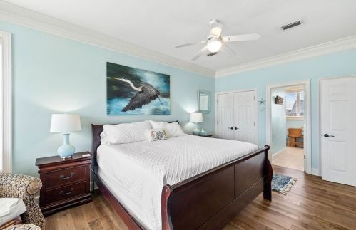 1716 Magnolia Rd, Saint George Island FL  32328-2203 exterior