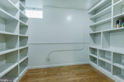 1704 Wheatland Ave, Lancaster PA  17603-4520 exterior