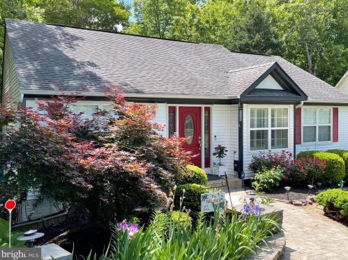 34 Cherry Laurel Dr, Fredericksburg, VA 22405-1416