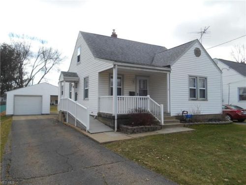 142 33rd St, Canton, OH 44706-5018