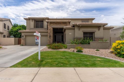 1907 Carob Dr, Chandler, AZ 85286-2231